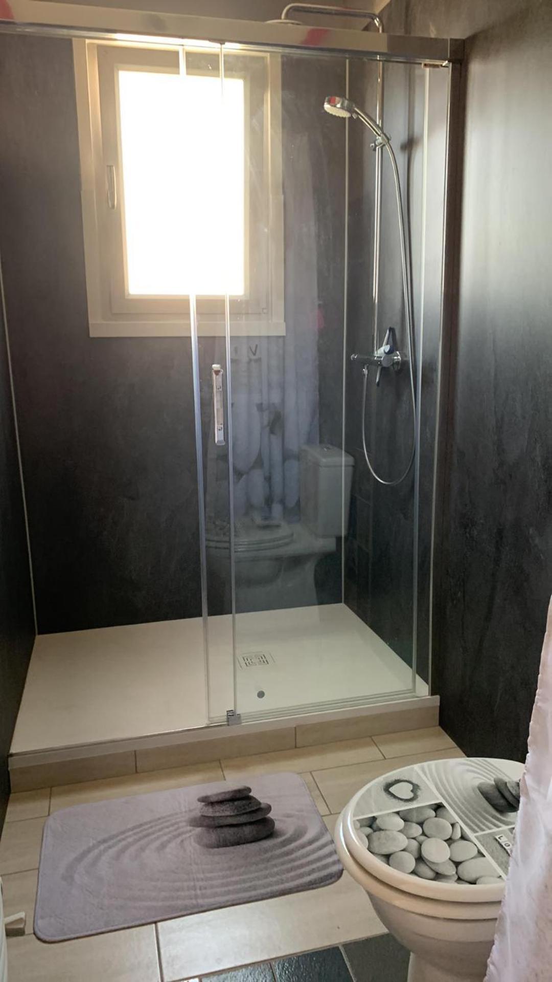 Couleur Framboise Apartment Longwy Room photo